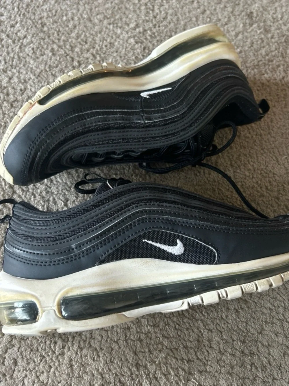 Nike Black Low-Top Athletic Sneakers